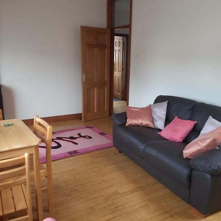 Strokestown Townhouse Apartments ภายนอก รูปภาพ