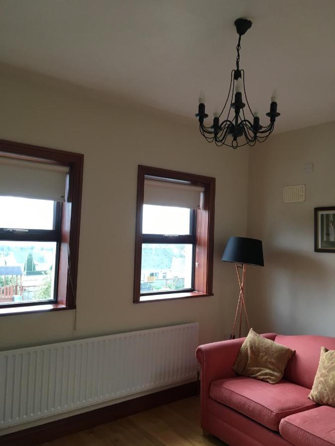 Strokestown Townhouse Apartments ภายนอก รูปภาพ