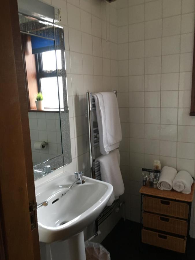 Strokestown Townhouse Apartments ภายนอก รูปภาพ
