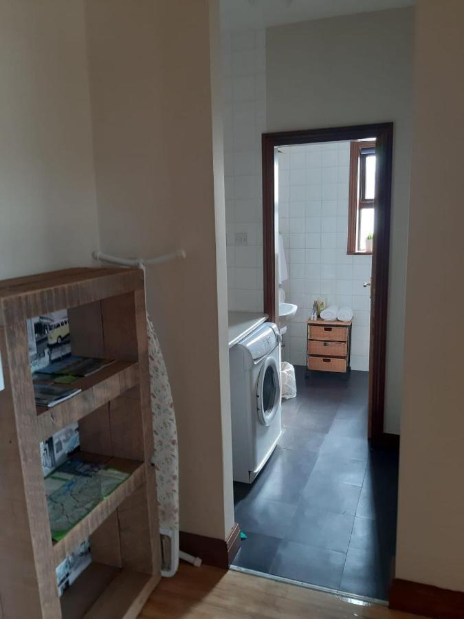 Strokestown Townhouse Apartments ภายนอก รูปภาพ
